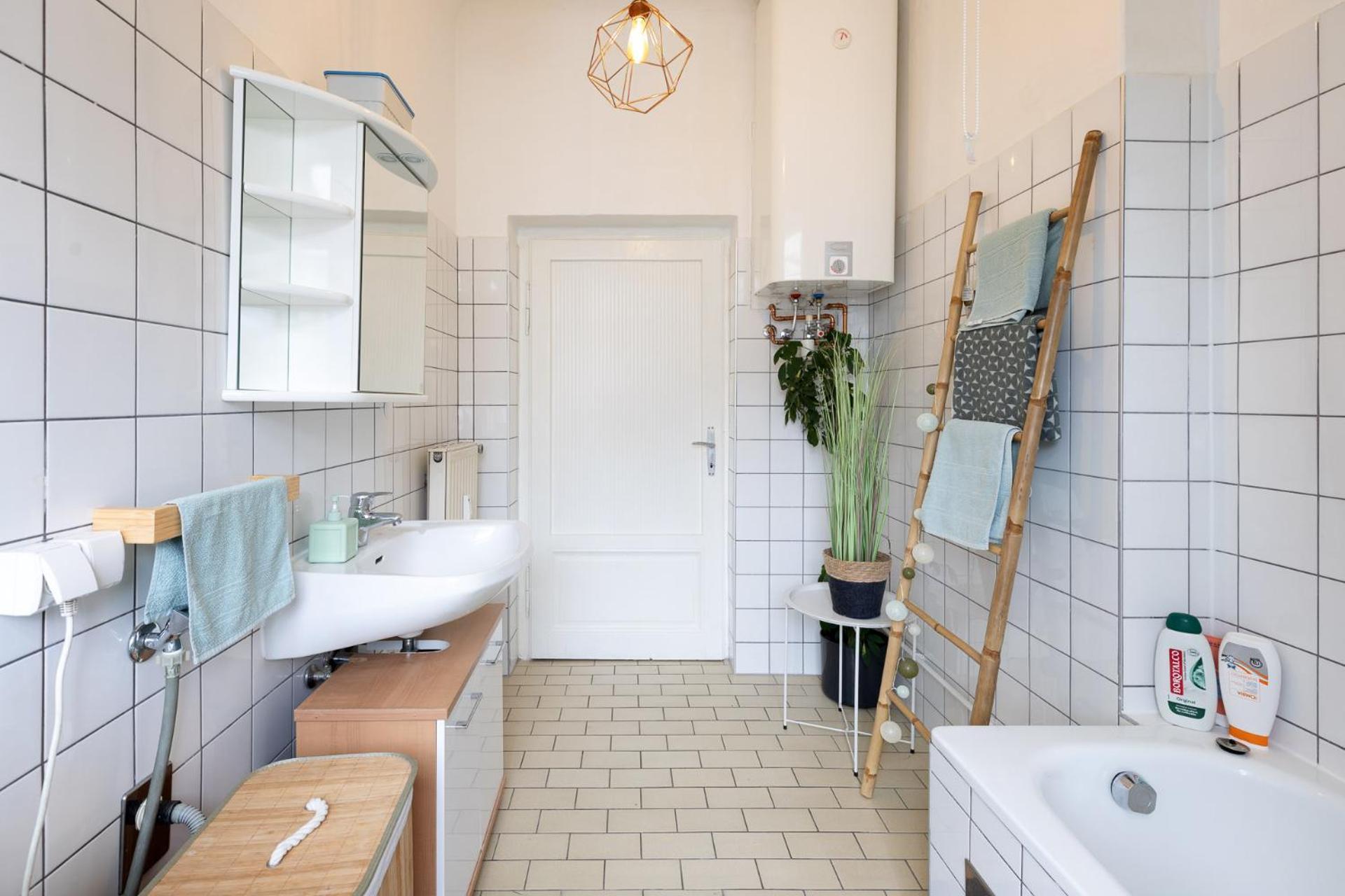Sunny Citycenter Apartment - Graz Main Station المظهر الخارجي الصورة